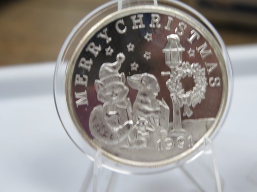 1991 Merry Christmas Peace on Earth 1 oz. Silver Round .999 Fine - 1991 ITEM!!!! - Picture 2 of 4