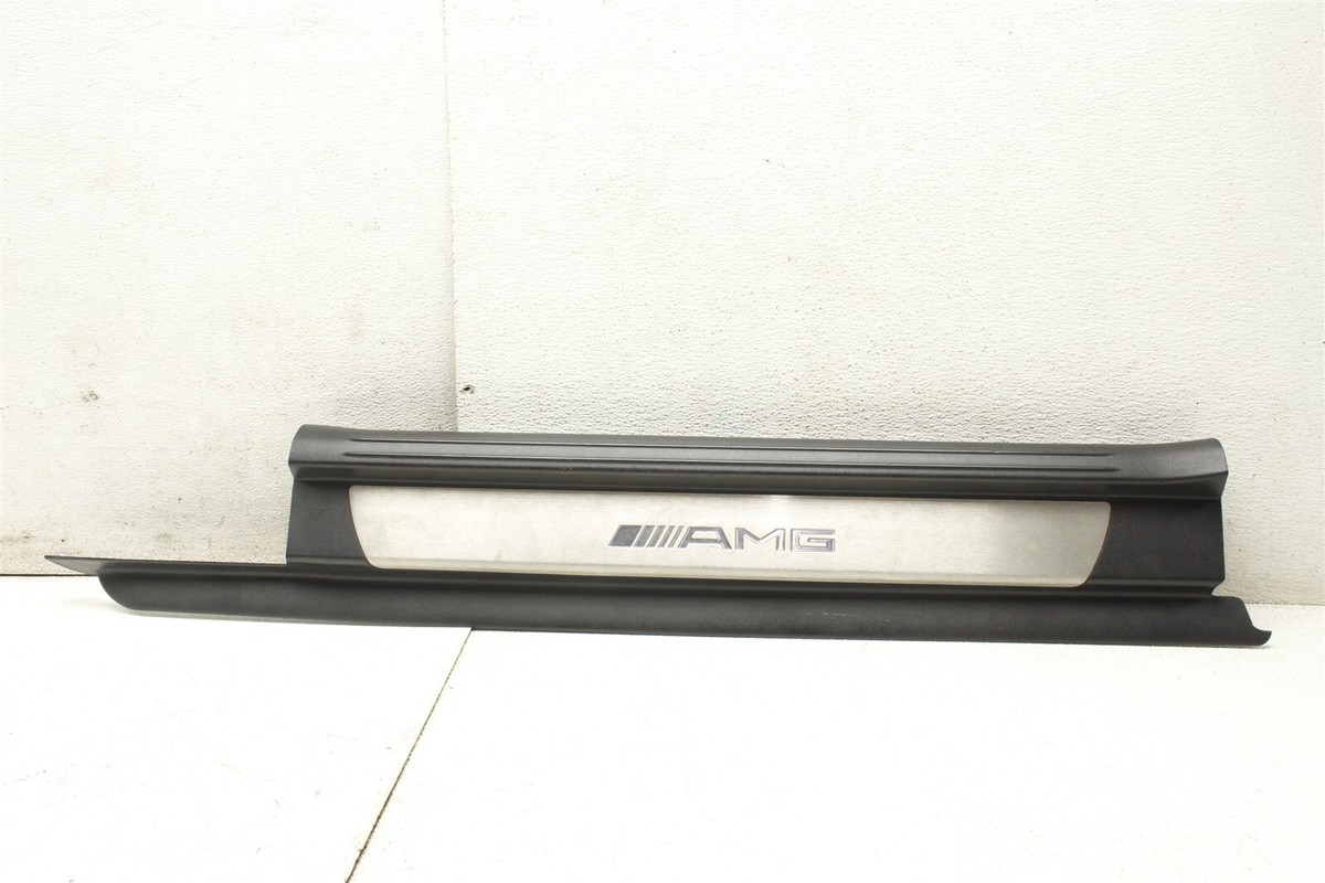 ご確認用 2007 Mercedes-Benz SLK 55 AMG Door Sill Cover Panel Trim