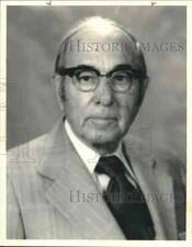 1976 Press Photo Portrait of O. R. Mitchell - saa28127