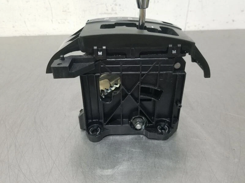 2005-2016 Toyota Tacoma Automatic Transmission Floor Gear Shifter Assembly OEM Foto 4 de 4