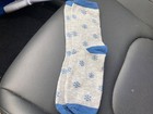 LADIES SOCKS-size M (9-11)-gray w/snowflake pattern-new-Nice! — photo 1