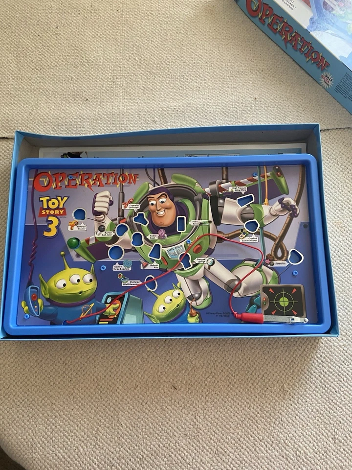 Juego de Habilidad Operation Silly - Edición Toy Story 3 - Niños - Disney. Hasbro. Probado Foto 2 de 4