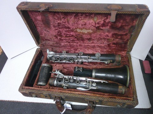 Clarinete vintage Boosey & Hawkes The Edgware en estuche #N101185 piezas y reparación - Imagen 2 de 22