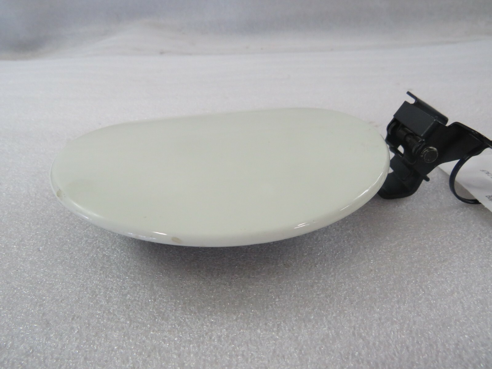 Ferrari California T, Fuel Filler Door w/ Hinge, White, Used, P/N 85074411