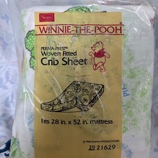 Disney Classic Winnie the Pooh Crib Toddler Bed Fitted Sheet 50 Cotton 50 Poly
