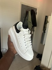 Alexander Mqueens Black And White