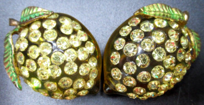 Forbidden Fruit Yellow Rhinestone Lucite Lemons Pin Brooch Set