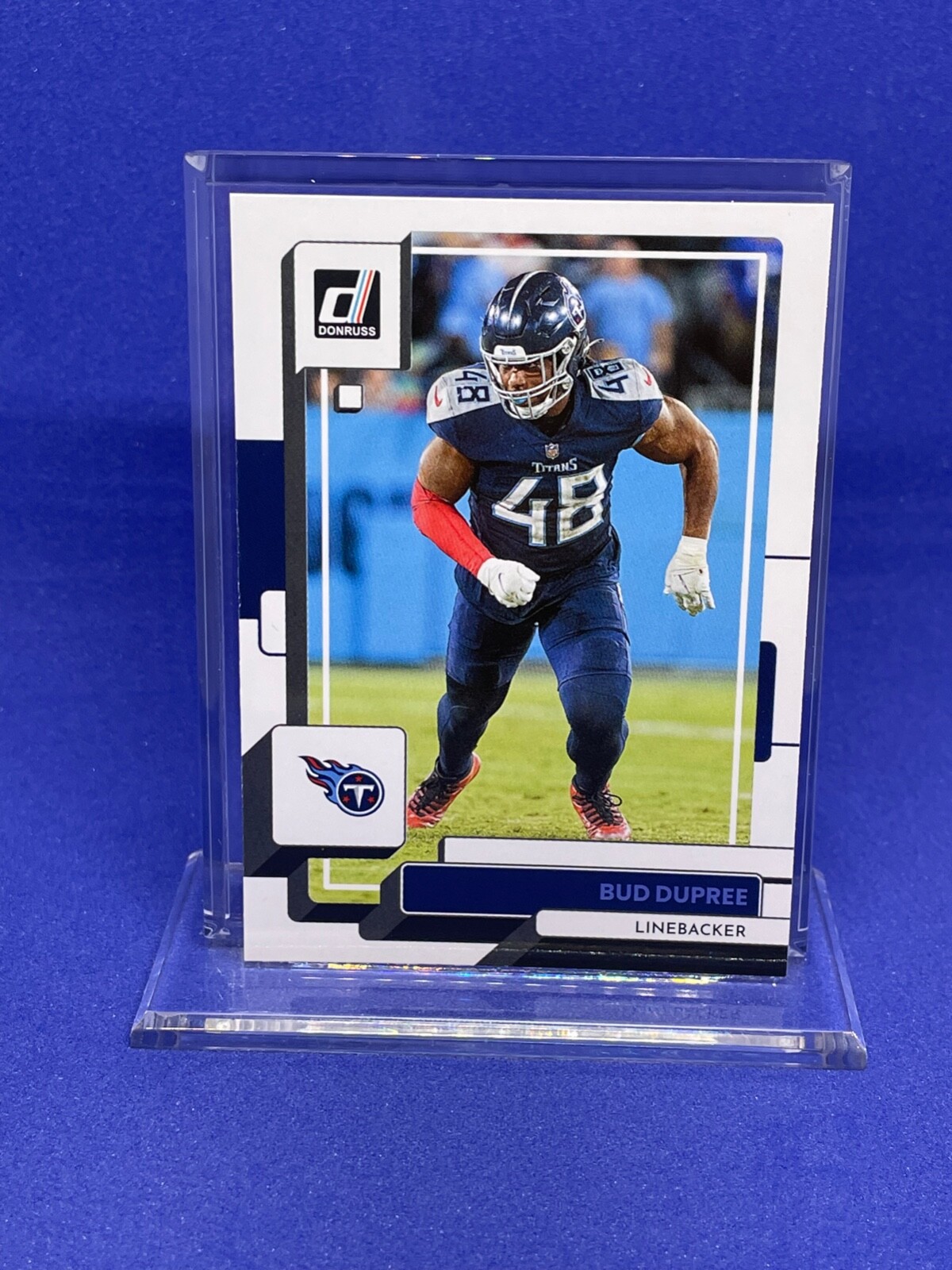 LOT OF (6) 2022 DONRUSS BASE TITANS DUPREE, WOODS, FARLEY & MORE