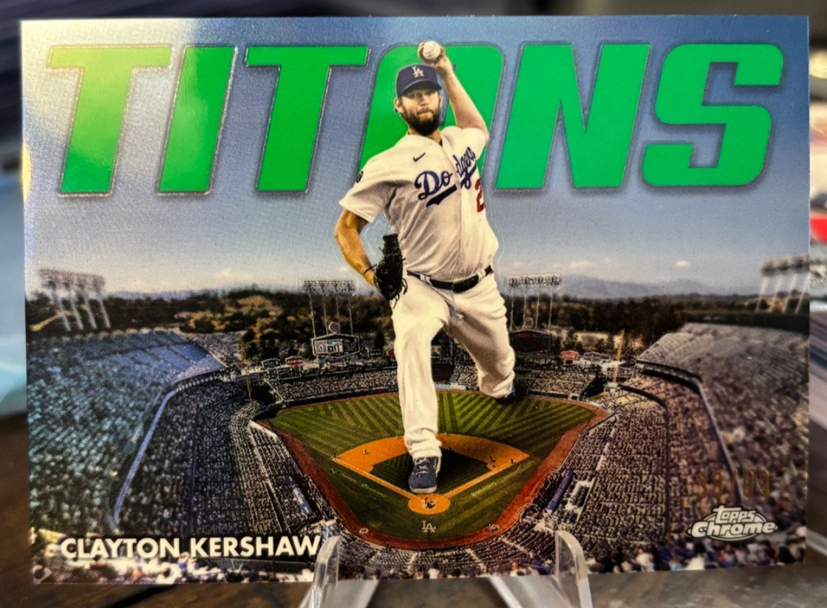 2023 Topps Chrome Titans Green Refractors #CT1 Clayton Kershaw 38/99