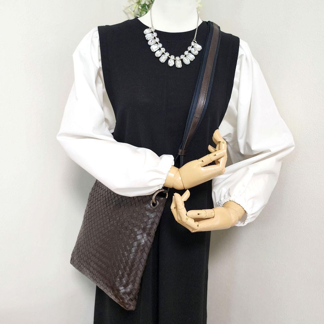 Bottega Veneta Brown Leather Crossbody Shoulder Bag Made in Italy Authentic thumbnail 12