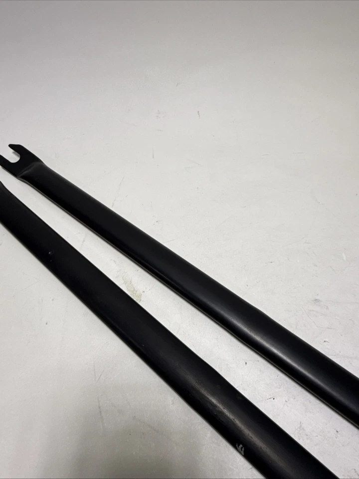 07-13 BMW E90 E92 3 Series quadro de capô esquerdo e direito conjunto de suporte de suspensão! Fabricante de equipamento original - Imagem 4 de 4