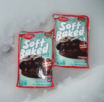 2x Betty Crocker Soft Baked Chocolate Crinkle Cookie Mix Limited Edition 8/26