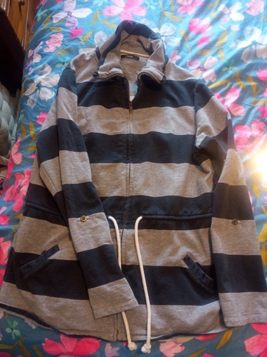 Zipped Top Size 14 - Picture 2 of 10