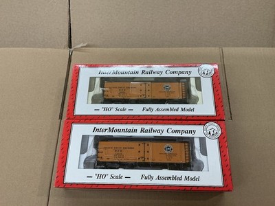 INTERMOUNTAIN HO SCALE GÜTERWAGEN WAGGONS 2X KÜHLWAGEN FRUCHTEXPRESS !