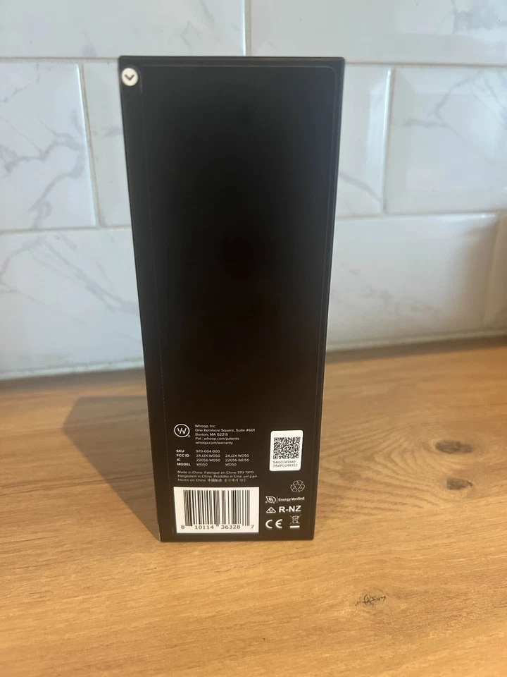 WHOOP 5.0 (Brand New) – ONYX SUPERKNIT Strap Fitness & Health Tracker FULL SET - Image 3 of 3