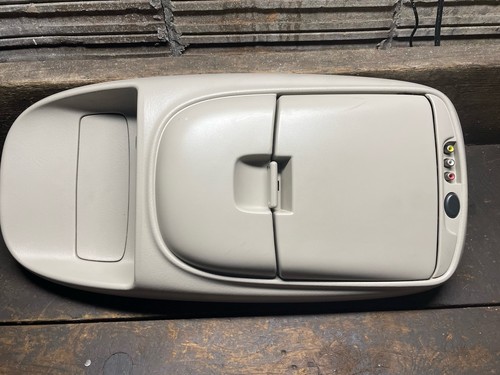 00-06 GMC Yukon Denali OEM Rear Panasonic DVD Player Assembly Shale #E1-6