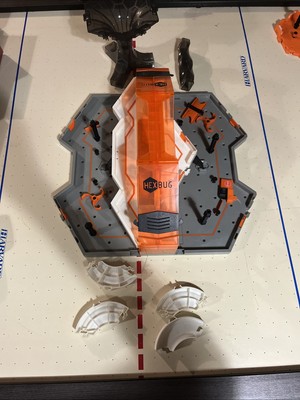 The Hexbug Nano Hive Habitat Robotic Competition Arena Educational Play-set ￼