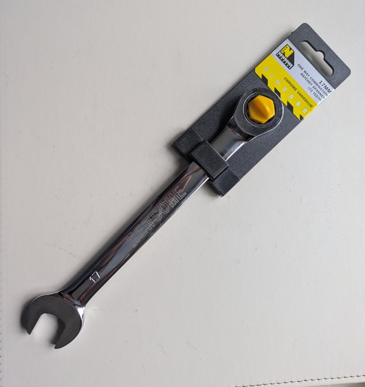 17mm Combination Ratchet Spanner  72 Teeth Newsome Tools