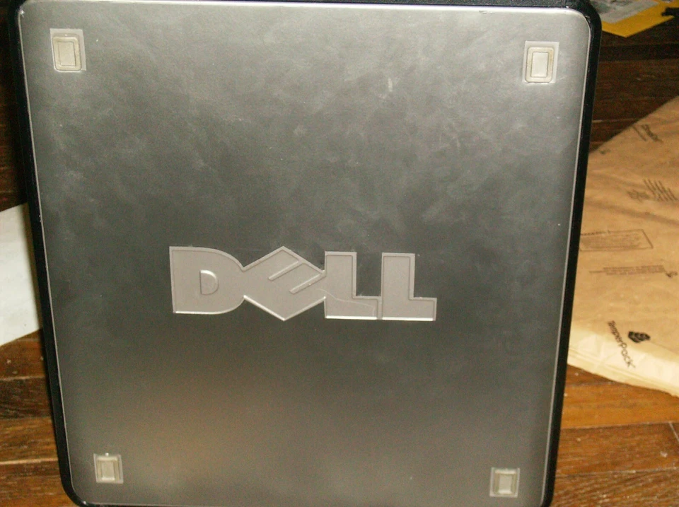 Dell OptiPlex 780 Desktop Computer with Windows 10 - Image 2 of 4