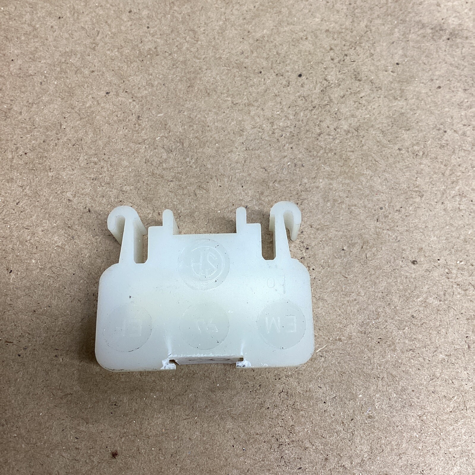 SA 14-22 Terminal Block #674K94 Lot Of 100