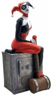DC Comics - Harley Quinn On Safe Spardose (Neuware)