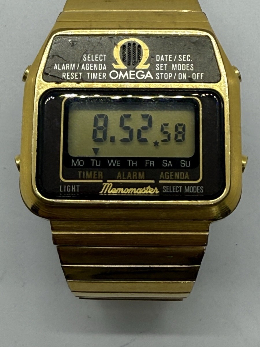 Vintage Omega Memomaster 1632 gold plated quartz LCD Digital Cal