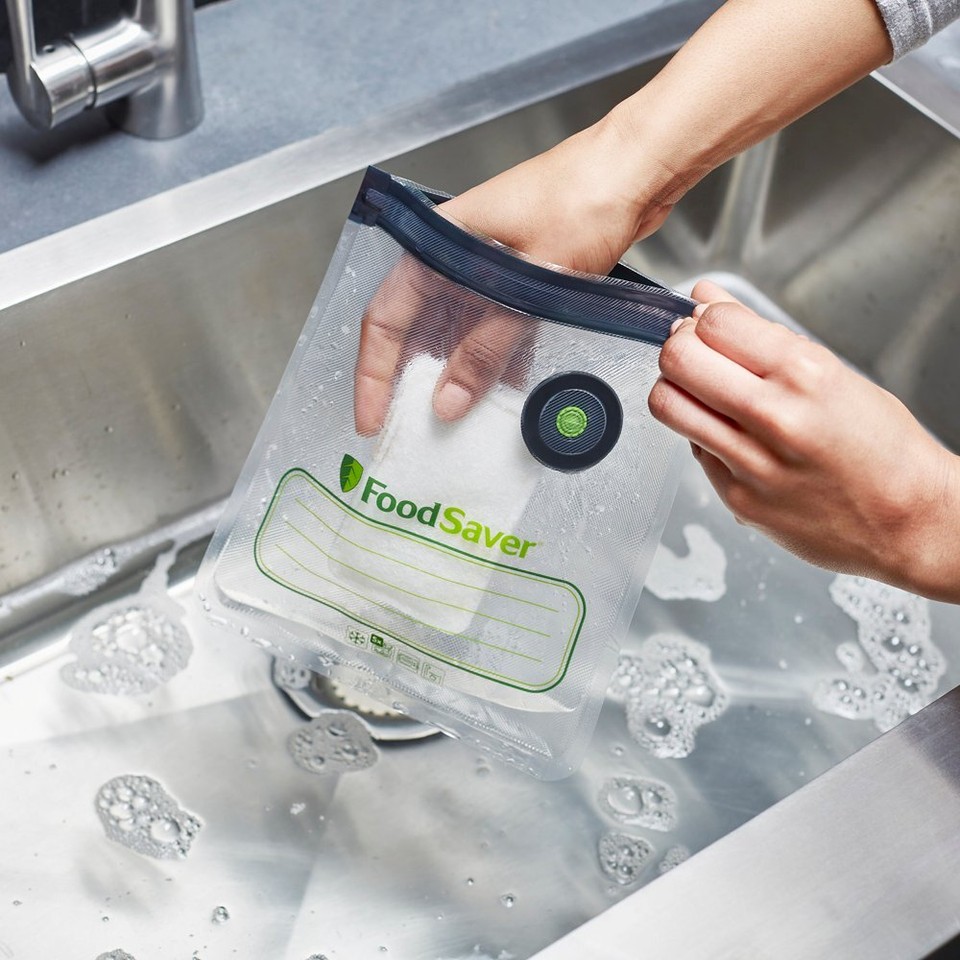 FoodSaver Reusable Quart Vacuum Zipper Bags, for Use with FoodSaver