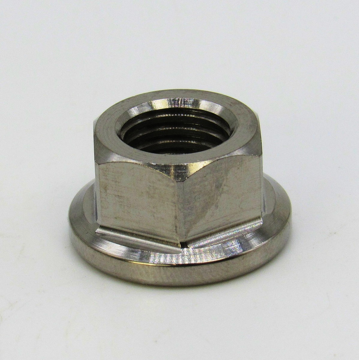 ジャケット・アウター nuts Kawasaki Ninja ZX-4R/ZX-4RR 2023 - 2026, 6 Titanium Sprocket Nuts