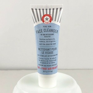 first aid beauty makeup remover