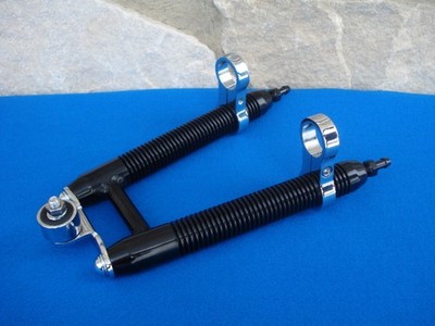 KCINT BLACK FINNED BILLET OIL COOLER WITH CLAMPS FOR HARLEY 1 1/8 FRAMES
