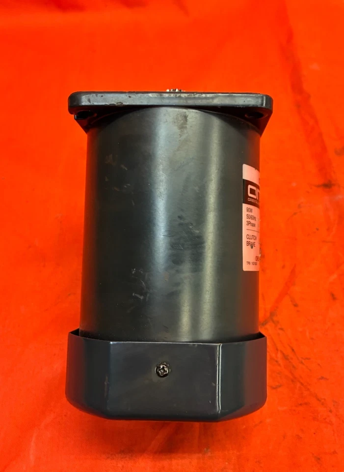 ORIENTAL MOTOR CLUTCH & BRAKE MOTOR CBI590-803T  3 PHASE 90W 50/60HZ 200/220V - Image 2 of 4
