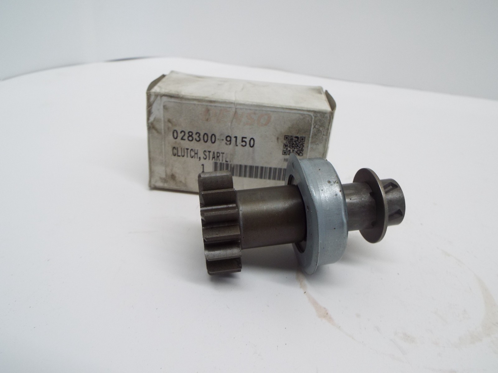 DENSO 028300-9150 Starter Drive Assembly Clutch Bendix 15 Tooth NOS