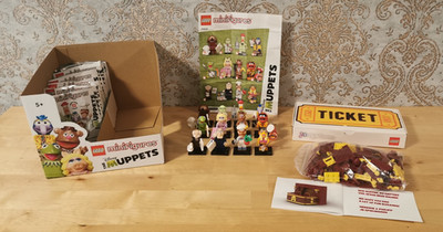 LEGO Minifigures: 71033 Muppets Show Komplettsatz - Exklusiv mit Tribüne von JB