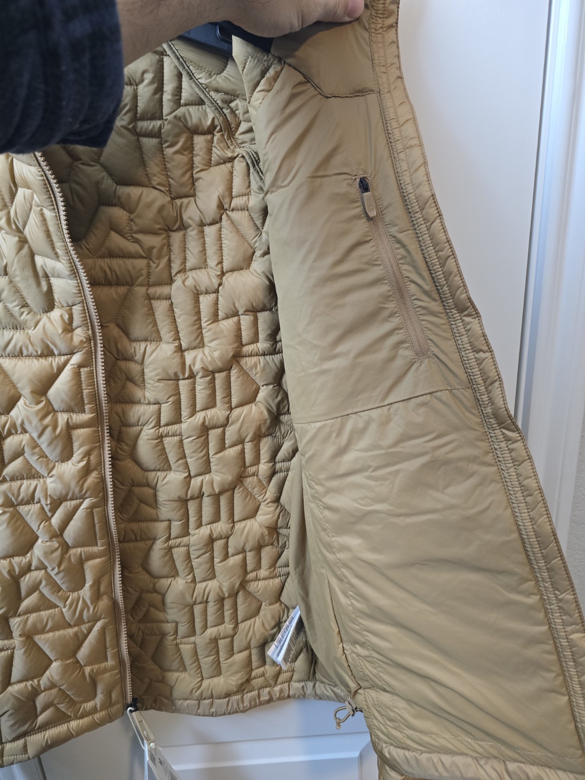 NEW Adidas Terrex XPR LF Hiking Jacket Primaloft Tan Men's Size L JL9750 image 9
