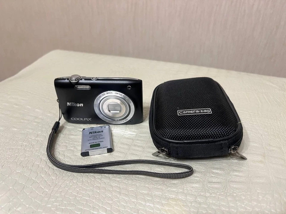 Nikon Coolpix S2800 20.1MP 5x Nikkor Digital Camera Black Fabulous Condition - Image 3 of 4