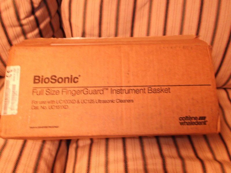 Coltene/Whaledent Biosonic Full Size Fingerguard Basket (UC151XD) NEW open box