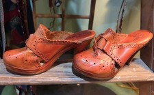 Vintage 70s Leather  Wood Sole Clogs/Mules Qualicraft Brazil Sz 7B BOWS RARE