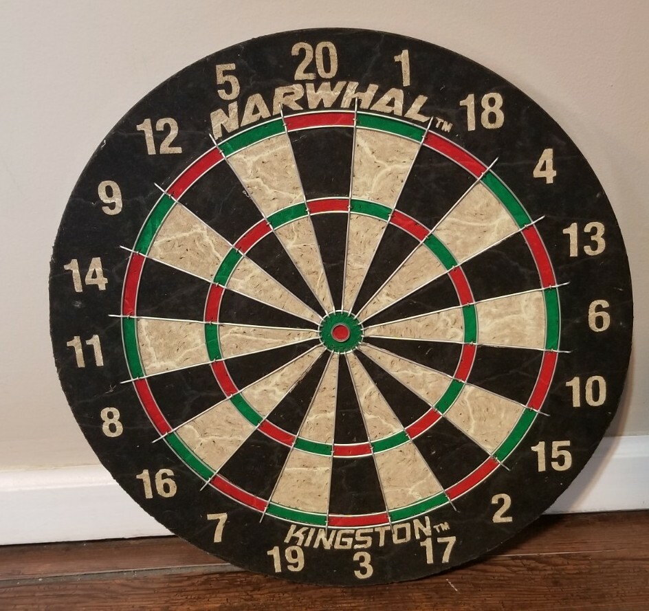 ダーツ GUINNESS 18\" Bristle Dartboard Amazon.com : Accudart Classic Bristle Dartboard - Official