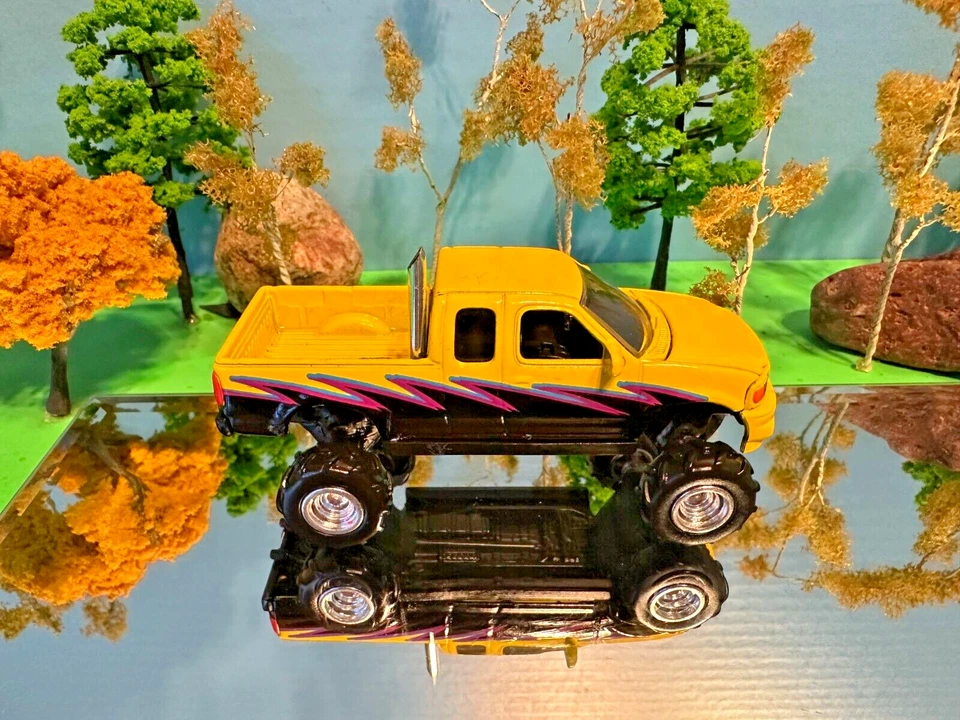 Kit de elevación Ford F150 Revell personalizado elevado G-5 cabina extendida, silenciador elevador trasero Foto 2 de 3