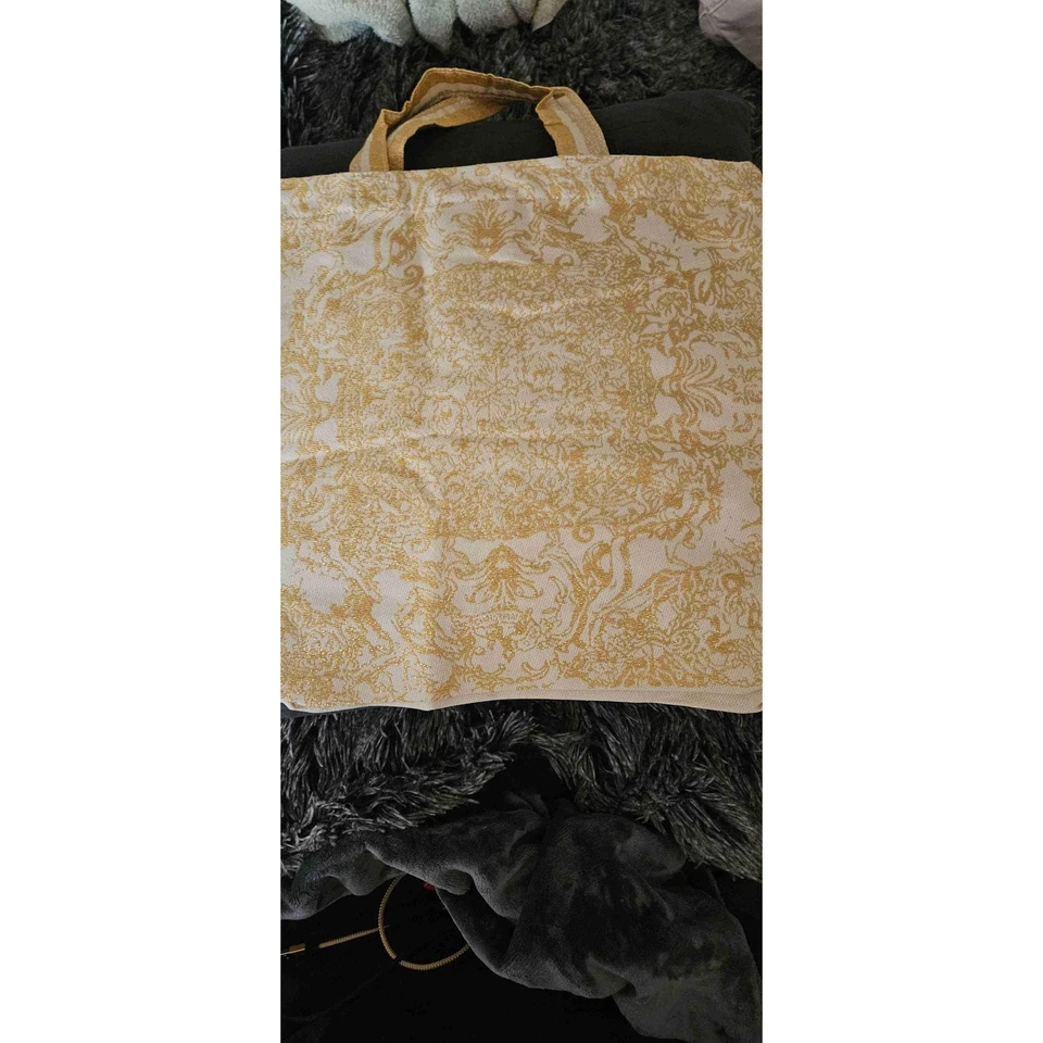 Nuevo con etiquetas Bolso de Mano Christian Dior Marfil y Dorado Bordado Asas Logo Talla Grande Foto 4 de 4