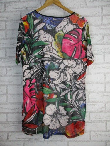 TS Sz XS, 14 Red, pink, green, blue floral print - Picture 7 of 8
