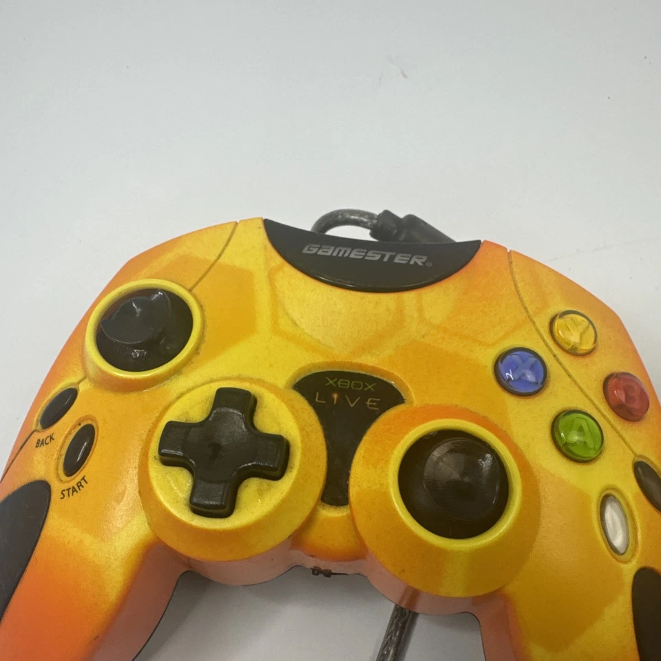 Controle Radica Gamester para sistema Xbox original amarelo/laranja Xbox testado O - Imagem 2 de 4