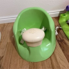 Bumbo Portable Green Baby Seat for Infants
