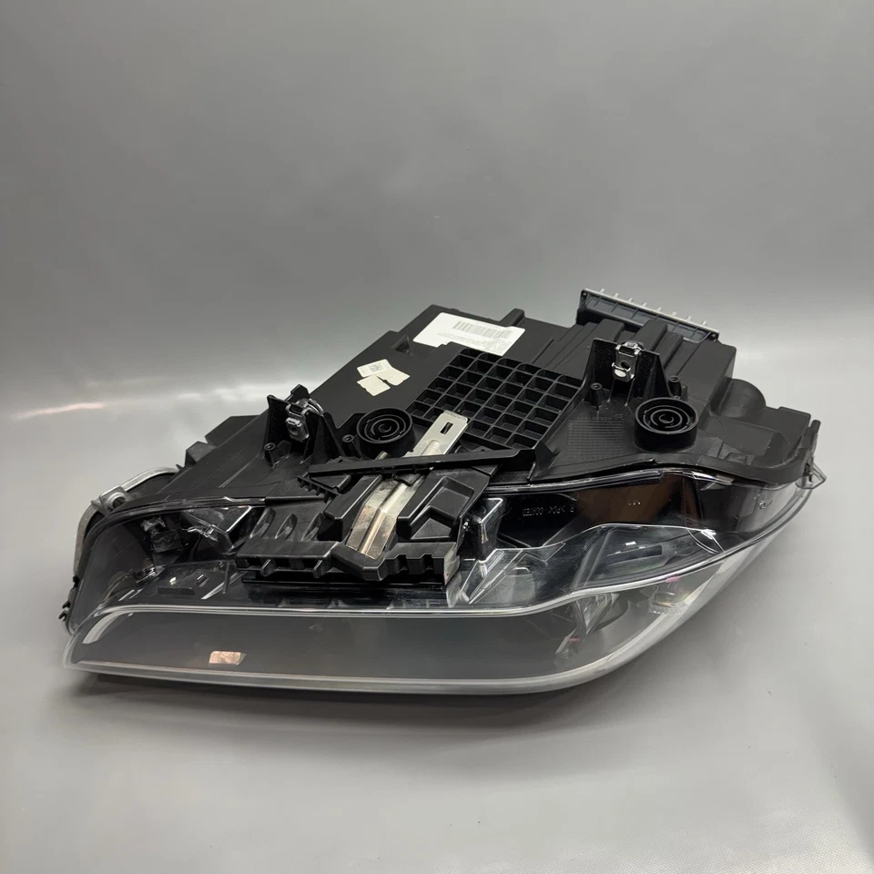 BMW X1 HEADLIGHT RIGHT PASSENGER 2016 2017 2018 2019 LED OEM 63117193712 - Imagem 4 de 4