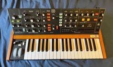 BEHRINGER POLY D ANALOG POLYPHONIC SYNTHESIZER
