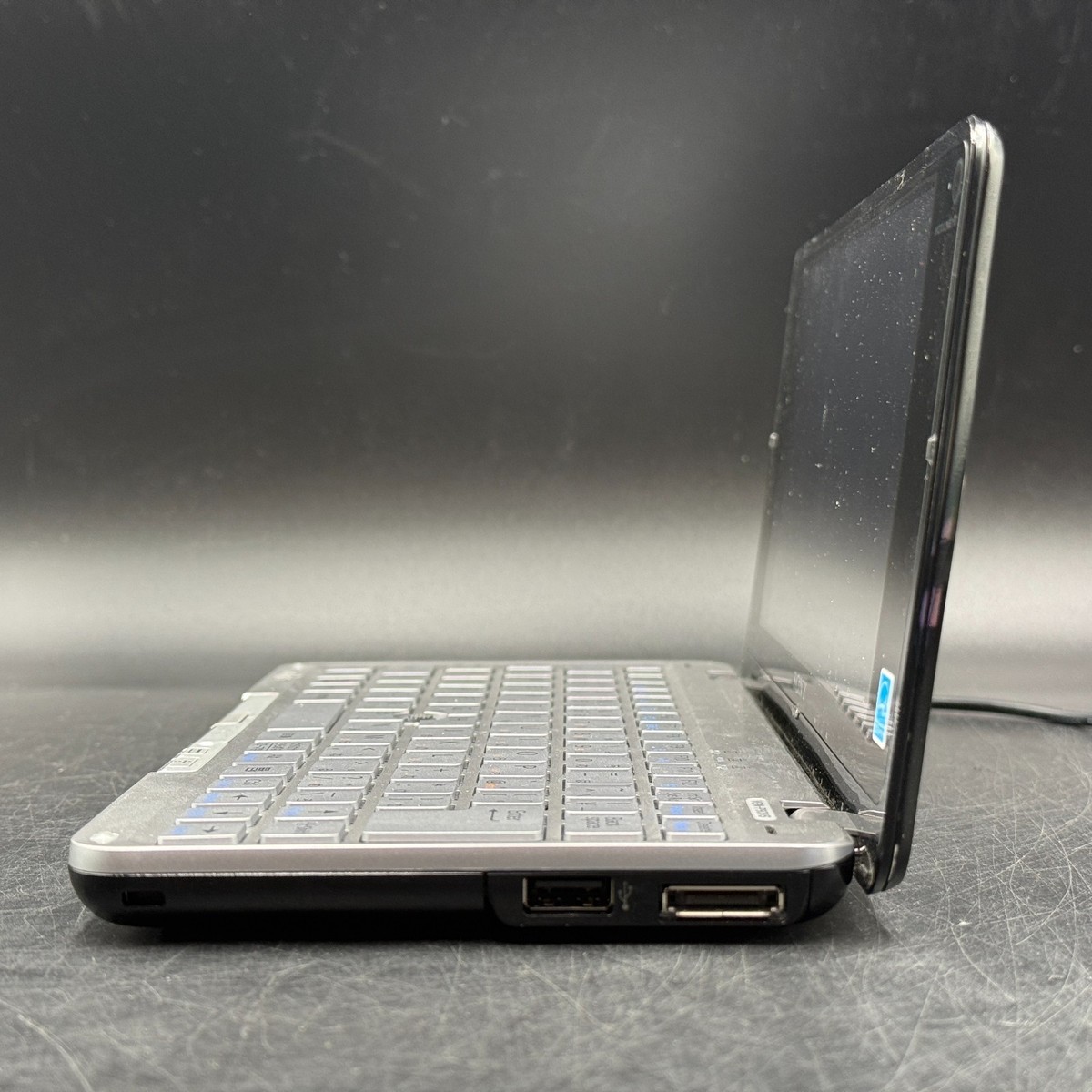 Sony VAIO VGN-P90HS RAM 2GB HDD 64GB Ultra Portable Laptop 8in