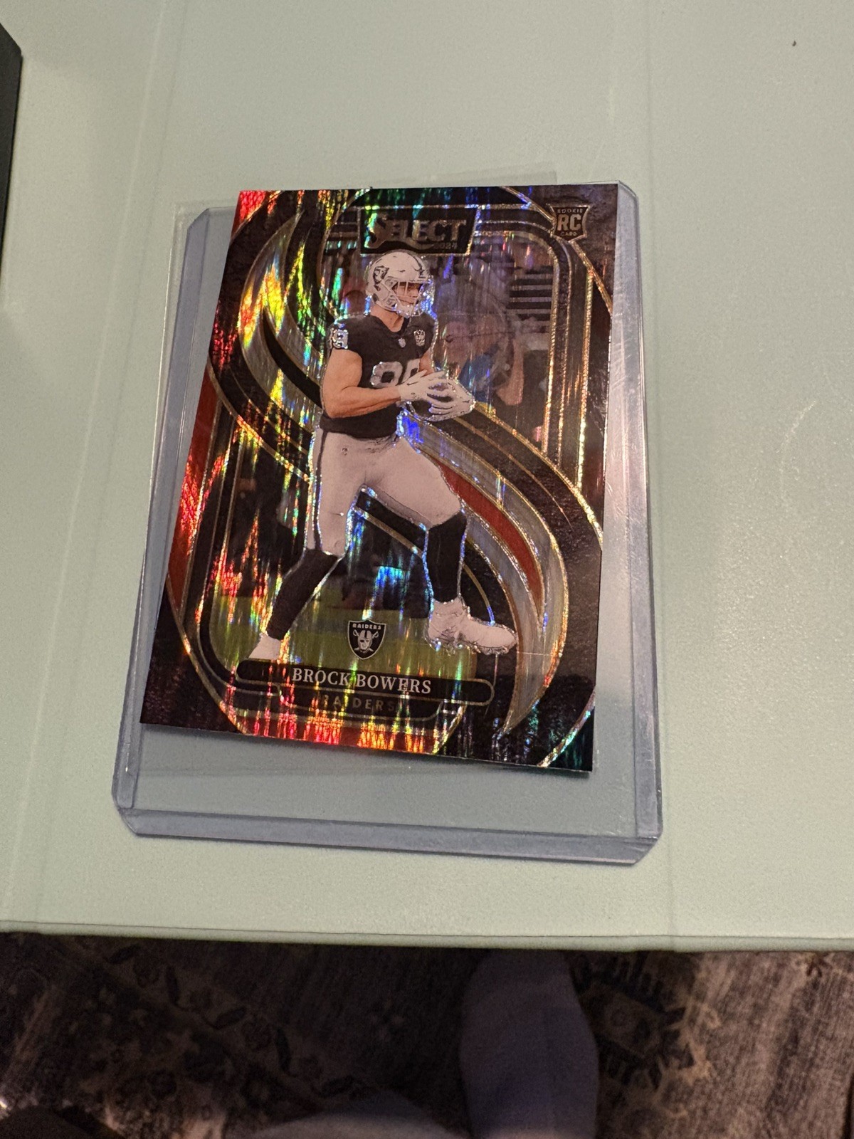 2024 Panini Select Brock Bowers Premier Level #118 Red & black Shock Prizm Rc