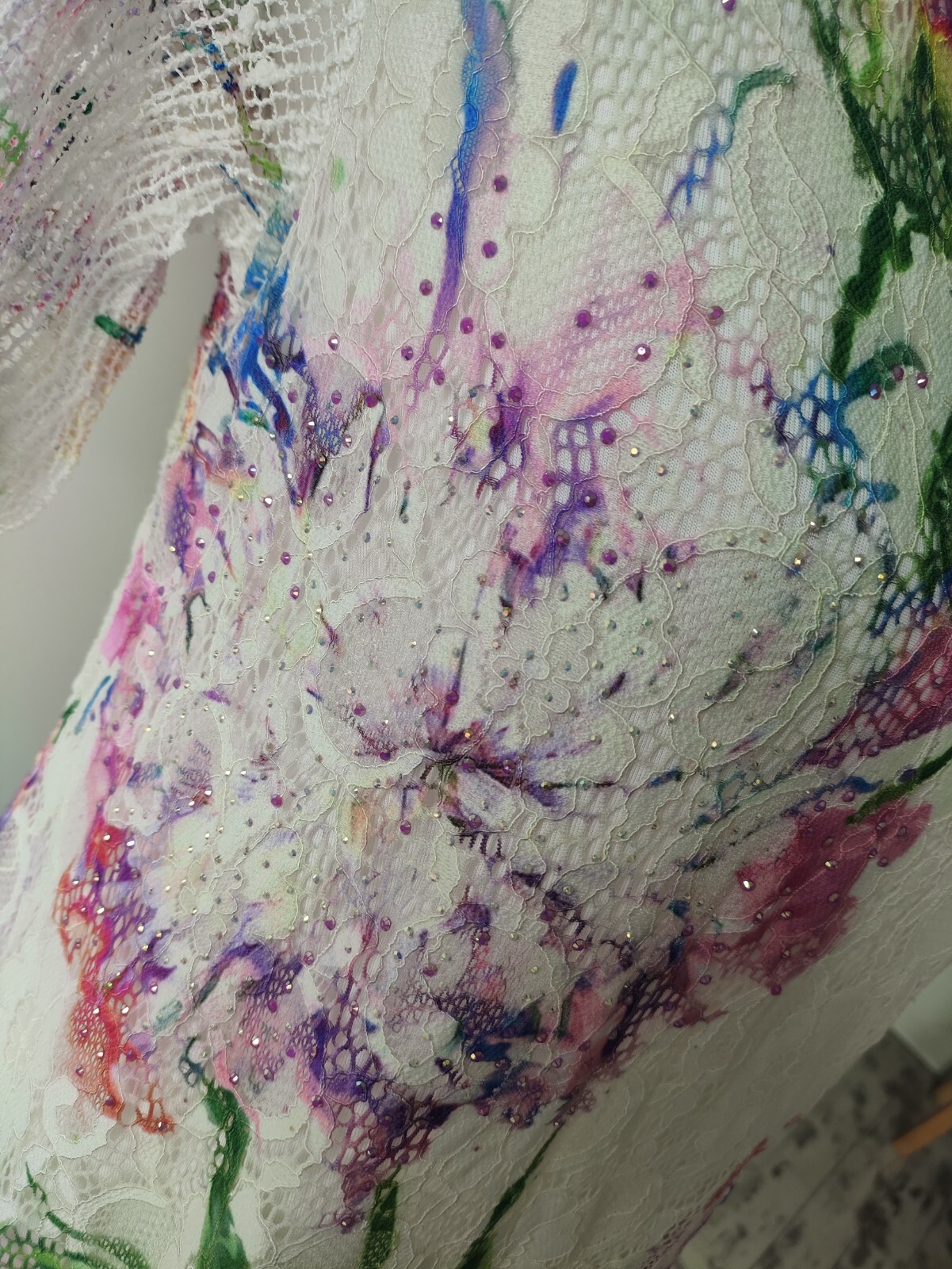 Picture 4 of 11