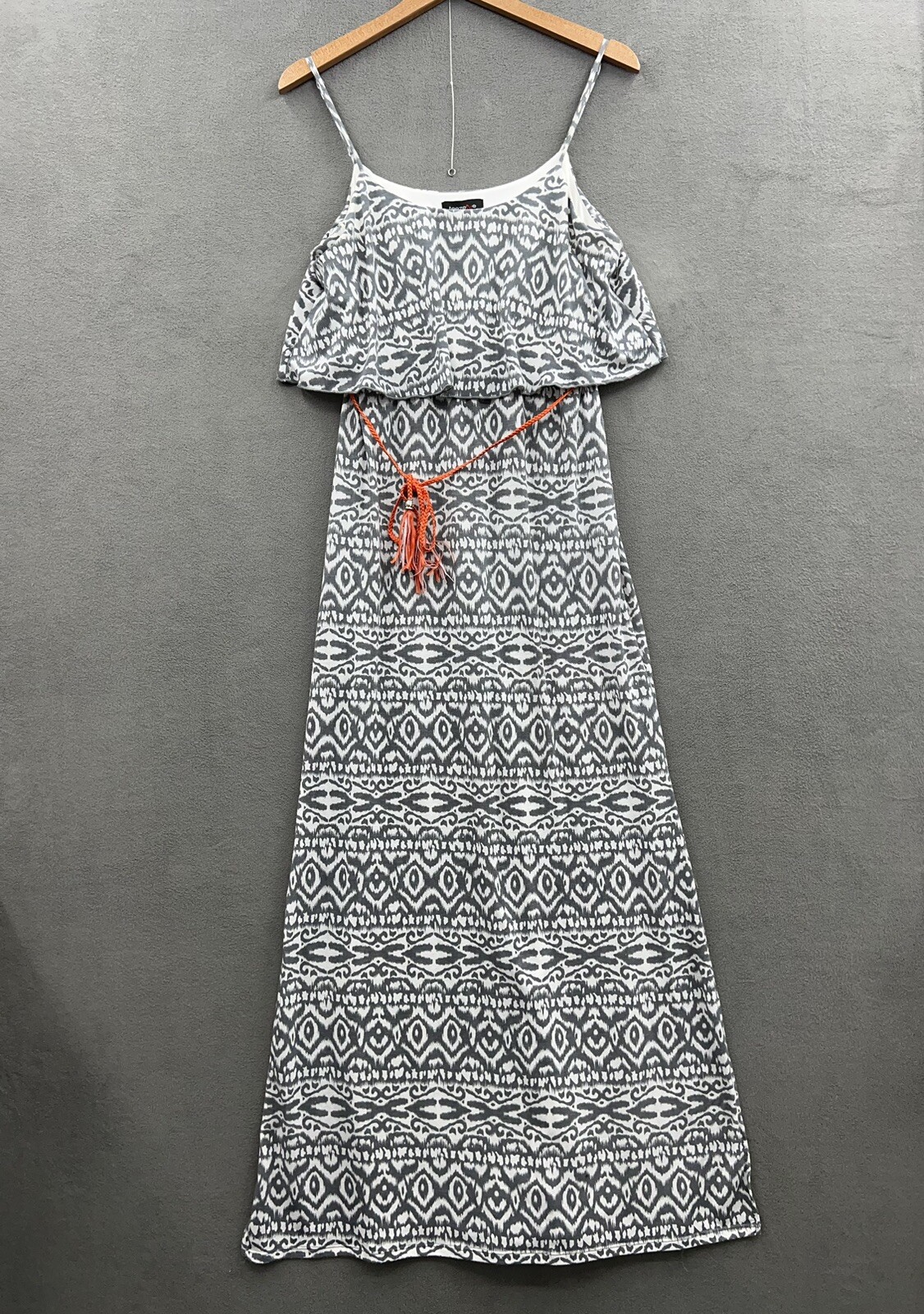 Teeze Me Women’s Large Maxi Dress Gray And White