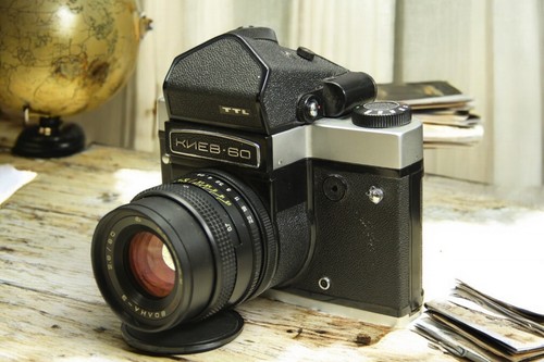KIEV-60 TTL MEDIUM Format camera 6x6 Soviet camera + lens VOLNA-3 - Picture 16 of 18